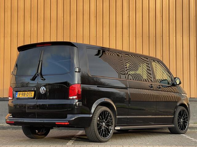 Volkswagen TRANSPORTER 2.0 TDI L2H1 30 DC Bulli | Eibach | Dubbel Cabine | Camera | Parkeersensoren | Apple Carplay | Stoelverwarming | DAB | Airconditioning | Navigatie | Uniek |