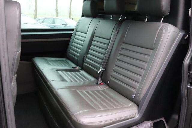 Volkswagen TRANSPORTER 2.0 TSI 204PK L2H1 4Motion Dubbelcabine Highline Marge Leder, Schuif/Kanteldak,