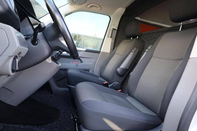 Volkswagen TRANSPORTER 2.0 TDI L1H1 28 Bulli NL auto 1e eigenaar nieuw door ons geleverd en onderhouden BULLI Full LED 17" LMV digital cockpit pro discover pro navigatie stoelverwarming camera achterdeuren met wisser