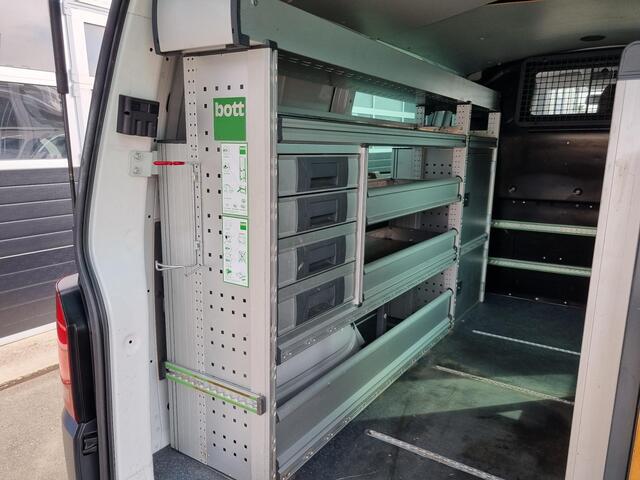 Volkswagen TRANSPORTER 2.0 TDI L1H1 150pk. 4Motion 3-Pers. / Bott bedrijfswageninrichting