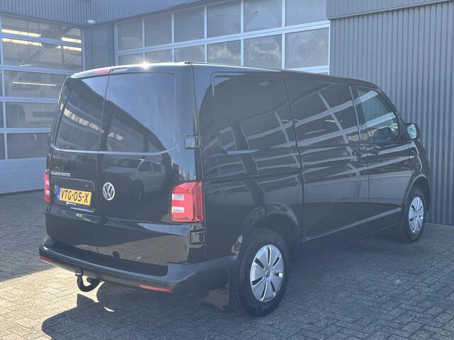 Volkswagen TRANSPORTER 2.0 TDI L1H1 Airco Trekhaak 2200kg trekgewicht Kastinrichting 3-Persoons Telefoonverbinding Euro 6 Bpm vrij voor particulier gebruik!!
