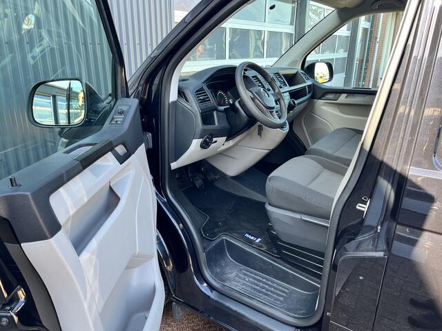 Volkswagen TRANSPORTER 2.0 TDI L1H1 Airco Trekhaak 2200kg trekgewicht Kastinrichting 3-Persoons Telefoonverbinding Euro 6 Bpm vrij voor particulier gebruik!!