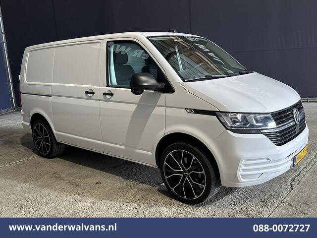 Volkswagen TRANSPORTER 2.0 TDI L1H1 Euro6 Airco | Apple Carplay | Cruisecontrol | LM-velgen | Trekhaak | Parkeersensoren Android Auto, Bijrijdersbank
