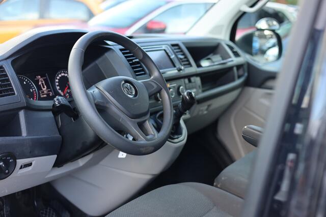 Volkswagen TRANSPORTER 2.0 TDI L2H1 | AIRCO | NAVI | CARPLAY | TREKHAAK