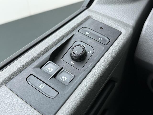 Volkswagen TRANSPORTER 2.0 TDI L2H1 28 Comfortline | 150 PK | Automaat | Trekhaak | Cruise control | Airco |