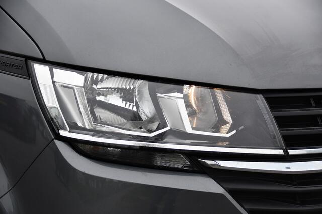 Volkswagen TRANSPORTER 2.0 TDI L2H1 30 PB Edition Camera, Cruise, Carplay, 150pk, Automaat, Multimedia, Airco, sensoren, Uniek!