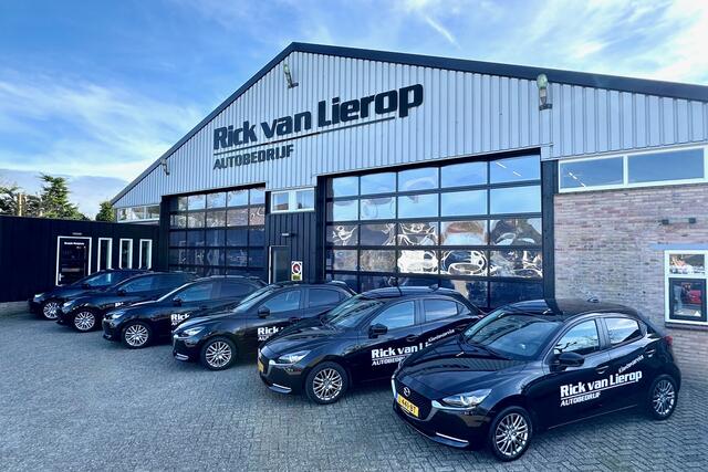 Volkswagen TRANSPORTER 2.0 TDI L2H1 30 Dubbel Cabine | 6 zits | CarPlay | Camera | Airco | Cruise | Trekhaak