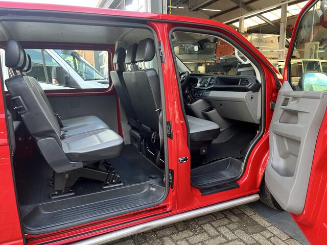 Volkswagen TRANSPORTER Kombi 2.0 TDI L1H1 Comfortline 9-persoons Airco Cruise controle Apple carplay App conect Minibus 9 zitse Exportprijs