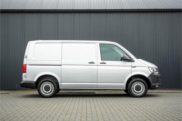 Volkswagen TRANSPORTER T6 2.0 TDI L1H1 | 150 PK | Automaat | Carplay | Cruise | PDC | Trekhaak