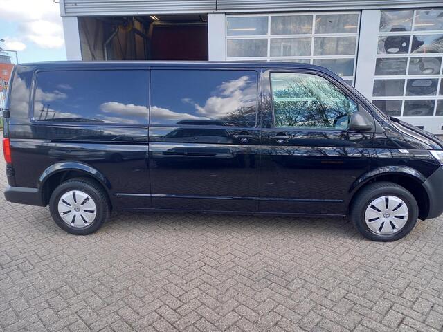 Volkswagen TRANSPORTER 2.0 TDI L2H1 28 Comfortline 110 pk / PDC / Cruise / Trekhaak