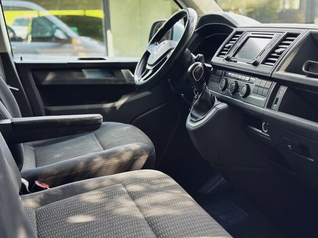 Volkswagen TRANSPORTER Caravelle 2.0 TDI 150pk | Automaat | Lang | Dubbele Cabine 6 persoons | Comfortline | Euro 6 | Climate controle | PDC | Ex btw