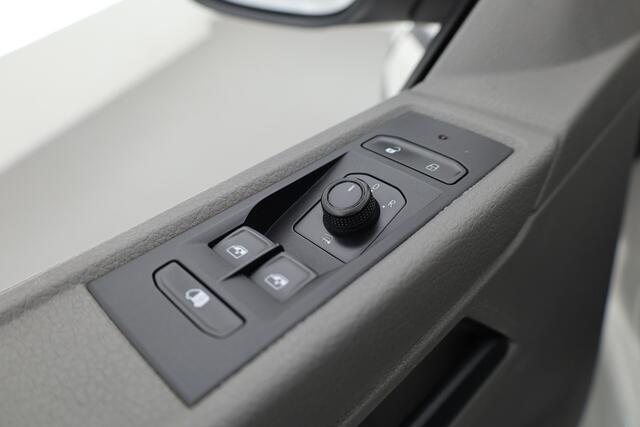 Volkswagen TRANSPORTER 2.0 TDI-150pk Automaat | L1H1 | Apple CarPlay & Android Auto | Camera | PDC V+A | Trekhaak | All Season | DAB