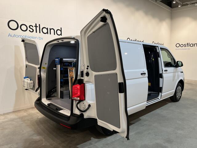 Volkswagen TRANSPORTER 2.0 TDI L2H1 150 PK DSG Automaat / Servicebus / Sortimo Inrichting / Euro 6 / Airco / Cruise Control / CarPlay / Camera / Navigatie