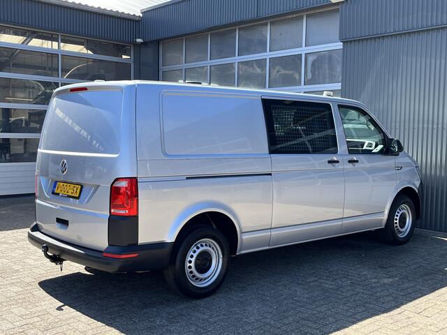 Volkswagen TRANSPORTER 2.0 TSI L2H1 Benzine Dubbele Schuifdeur Airco Cruise controle Bpm vrij Trekhaak Klep achter Euro 6 Benzine Ideaal voor ombouw naar Camper !!