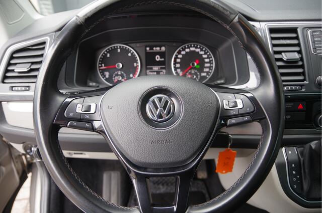 Volkswagen TRANSPORTER 2.0 TDI L2H1 DC-5P, 150PK AUT. NAP! TREKHAAK, CARPLAY, NAVI, CRUISE, LEDER STUUR, PARKEERSENSOREN, 16'' LMV