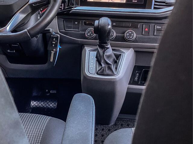 Volkswagen TRANSPORTER 2.0 TDI 150PK DSG Dubbele Cabine | LED | 6-PERSOONS | NAVI | CRUISE | ACHTERKLEP | PARK ASSIST |