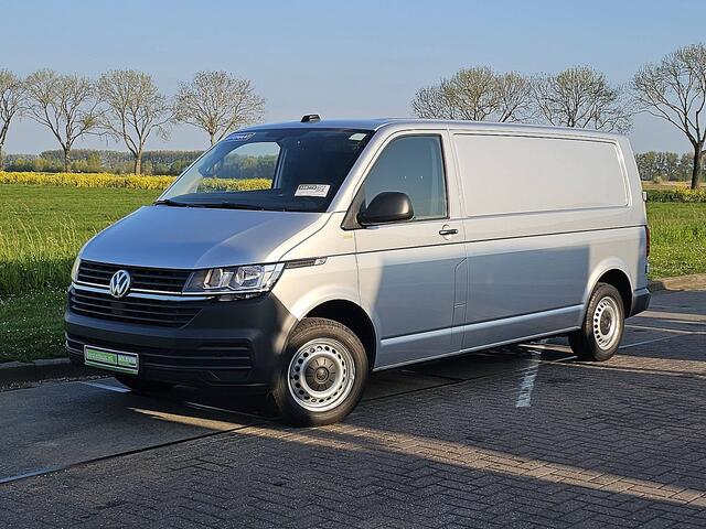 Volkswagen TRANSPORTER L2H1 Navi PDC Automaat 3 Zits Airco Achterdeuren Cruise Control Euro6 150 PK! L2H1 Navi PDC Automaat 3 Zits Airco Achterdeuren Cruise Control Euro6 150 PK!