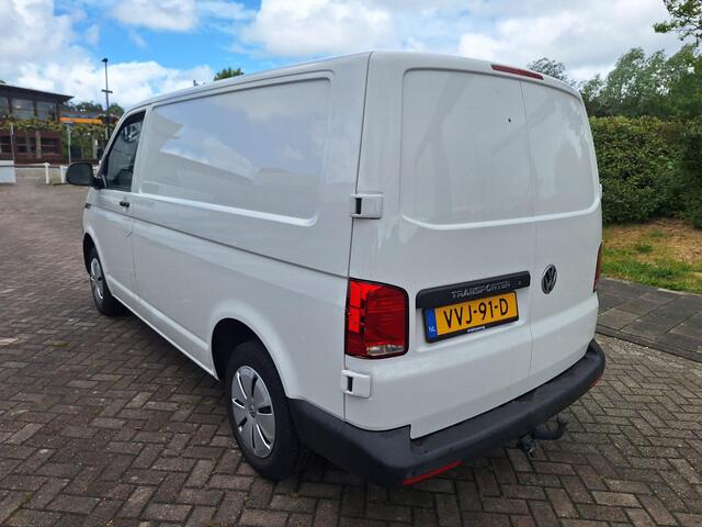 Volkswagen TRANSPORTER 6.1 - 2.0 TDI L1H1 26 Eco Business Trekhaak / Cruise / PDC