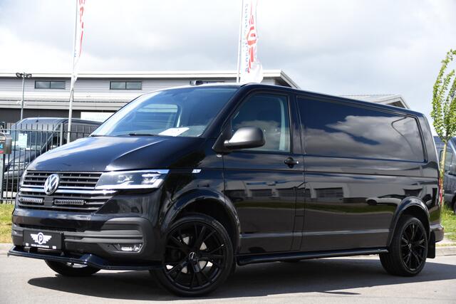Volkswagen TRANSPORTER 2.0 TDI L2H1 30 Highline Adaptieve Cruise, Camera, Carplay, 150pk, Trekhaak, Stoelverwarming, LED, Automaat, Standkachel, Sensoren, Uniek!