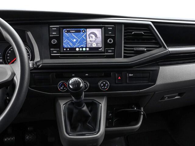 Volkswagen TRANSPORTER 2.0 TDI L1H1 26 Economy Business · Apple/Android Car Play · Imperiaal · Tussenschot · Vloerplaat · P-Sensoren · Cruise Control ·
