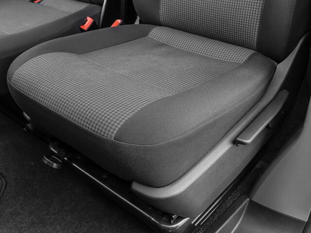 Volkswagen TRANSPORTER 2.0 TDI L1H1 26 Economy Business · Apple/Android Car Play · Imperiaal · Tussenschot · Vloerplaat · P-Sensoren · Cruise Control ·