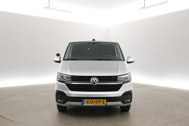 Volkswagen TRANSPORTER 2.0 TDI L2H1 140PK | Airco | Camera | Cruise | Carplay | 3 Zits | Trekhaak