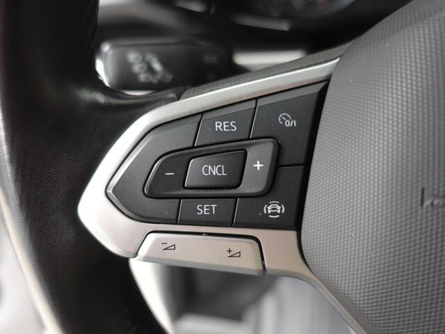 Volkswagen TRANSPORTER 2.0 TDI L2H1 Automaat Dubbele Cabine Airco Cruise Navigatie Parkeersensoren