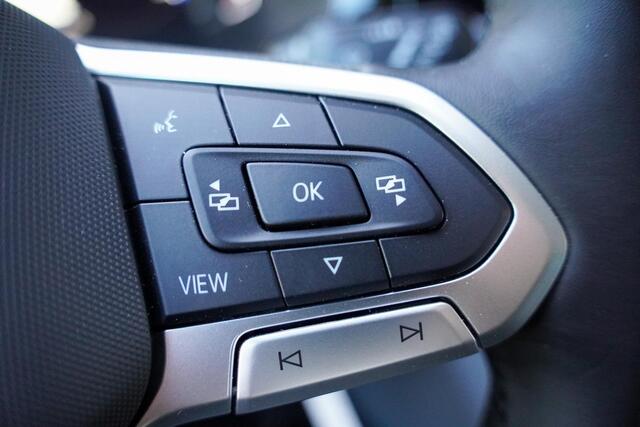 Volkswagen TRANSPORTER 2.0 TDI 150PK DSG L2H1 DUB/CAB LED ACC LEDER Volkswagen Transporter 2.0 TDI L2H1 32 DC