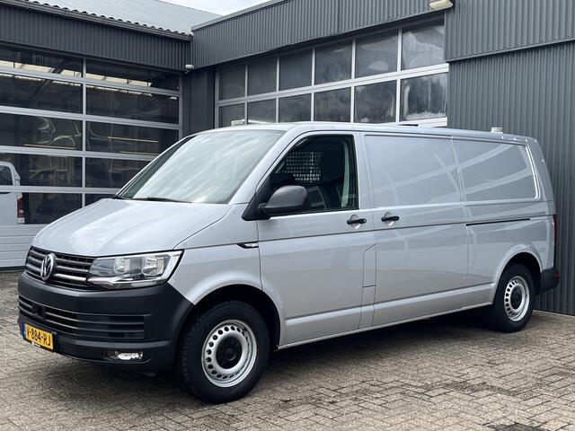 Volkswagen TRANSPORTER 2.0 TSI L2H1 Benzine Dubbele Schuifdeur Airco Cruise controle Bpm vrij Trekhaak Klep achter Omvormer Standkachel Euro 6 Benzine Ideaal voor ombouw naar Camper !!