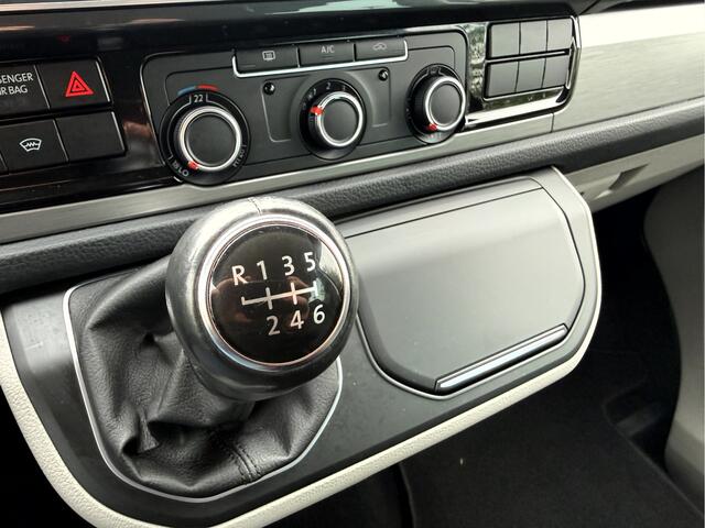 Volkswagen TRANSPORTER 2.0 TDI 150pk L2H1 Dubbel Cabine Highline 64658km, NL. Auto.