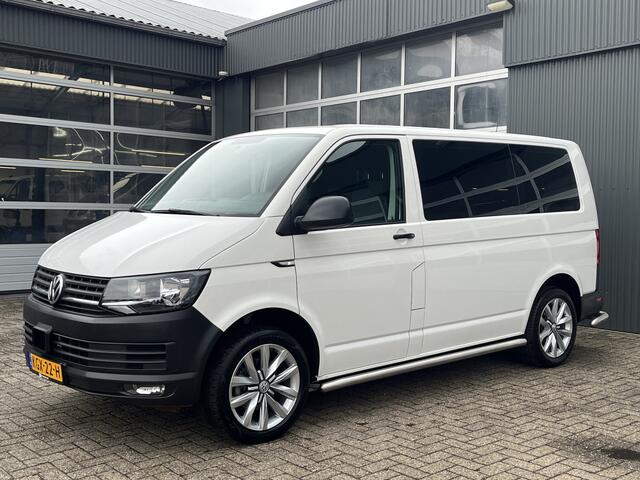 Volkswagen TRANSPORTER Kombi 2.0 TDI L1H1 BTW EN BPM VRIJ!! Airco Trekhaak 2500 kg trekgewicht Telefoonverbinding Groeps vervoer Taxi Combi Tourer Passenger