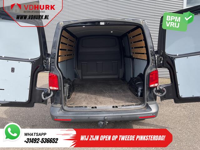 Volkswagen TRANSPORTER 2.0 TDI 150 pk Carplay/ 2.5t Trekverm./ Airco/ Navi/ Cruise/ Sidebars/ PDC/ DAB/ Trekhaak