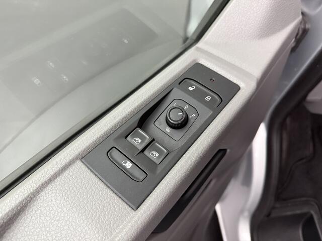 Volkswagen TRANSPORTER 2.0TDI 150PK DSG Automaat | Navigatie | Multimedia | Airco | Cruise | 3-Zits
