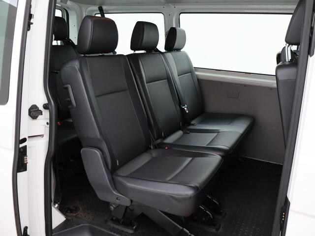 Volkswagen TRANSPORTER Kombi 2.0 TSI 204 PK BENZINE DSG AUT. 9-PERSOONS INCL. BTW/BPM | APPLE CARPLAY | STOELVERWARMING