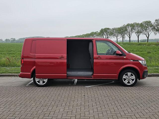 Volkswagen TRANSPORTER 2.0 TDI L2H1 Edition Navi Camera