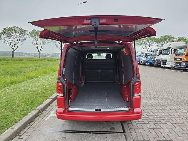 Volkswagen TRANSPORTER 2.0 TDI L2H1 Edition Navi Camera