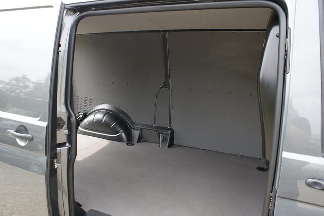 Volkswagen TRANSPORTER 2.0 TDI L2H1 DSG 110KW Standkachel/trekhaak