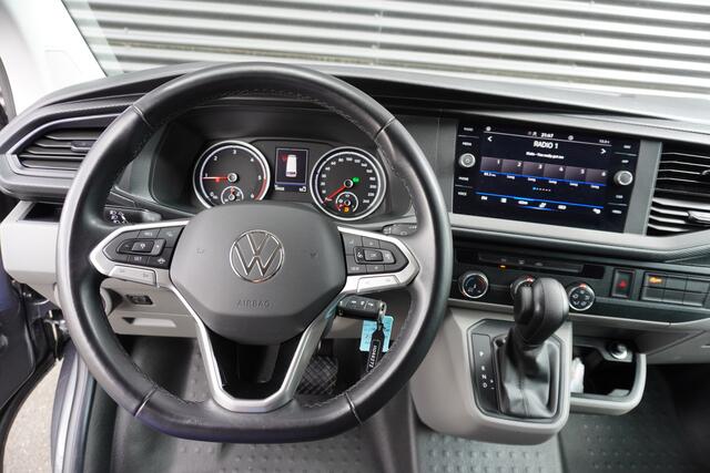 Volkswagen TRANSPORTER 150pk Automaat L2H1 Appe Carplay ACC Cruise control Airco Trekhaak 270° deuren