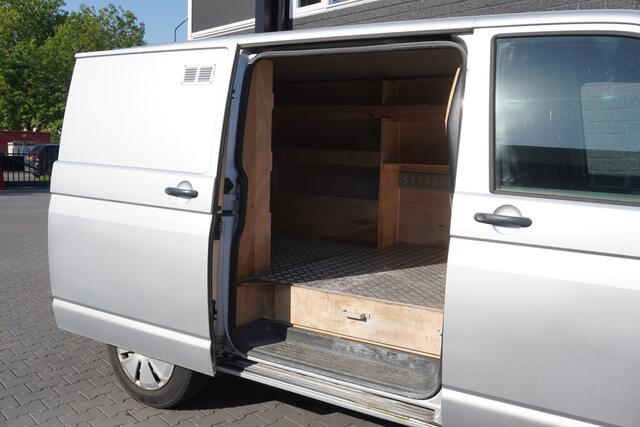 Volkswagen TRANSPORTER 2.0 TDI 150PK EURO 6 - Airco - Cruise - PDC - ¤14.900,- Excl.
