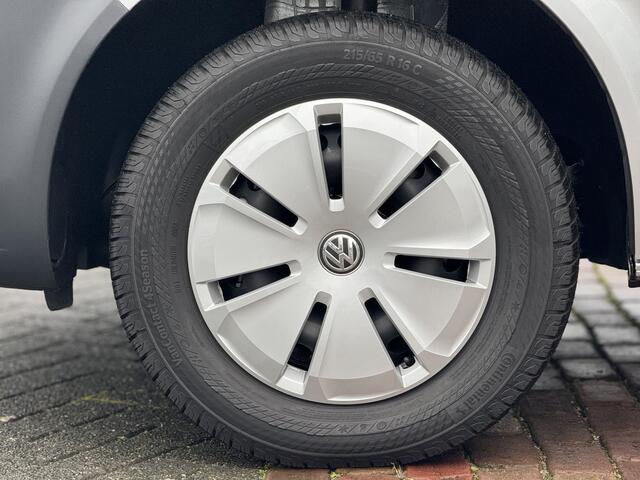 Volkswagen TRANSPORTER 2.0 TDI L2H1 28 | Trekhaak | CarPlay | Houten vloer