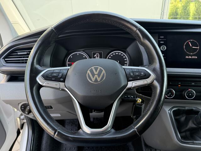 Volkswagen TRANSPORTER 2.0 TDI HIGHLINE / L2H1 / HIGHLINE / TREKHAAK / AIRCO / CRUISE / NAVI / CARPLAY / LMV