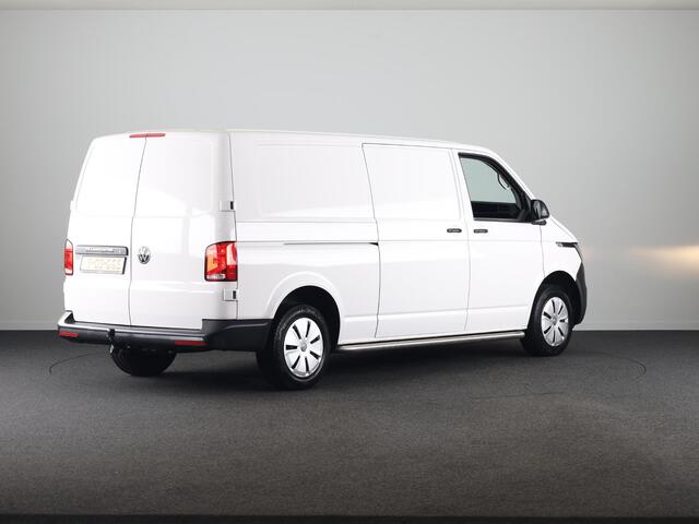 Volkswagen TRANSPORTER 2.0 TDI L2H1 28 Comfortline 110 pk | Verlengde garantie | Navigatie via App | Trekhaak | Parkeersensoren achter | Cruise control |
