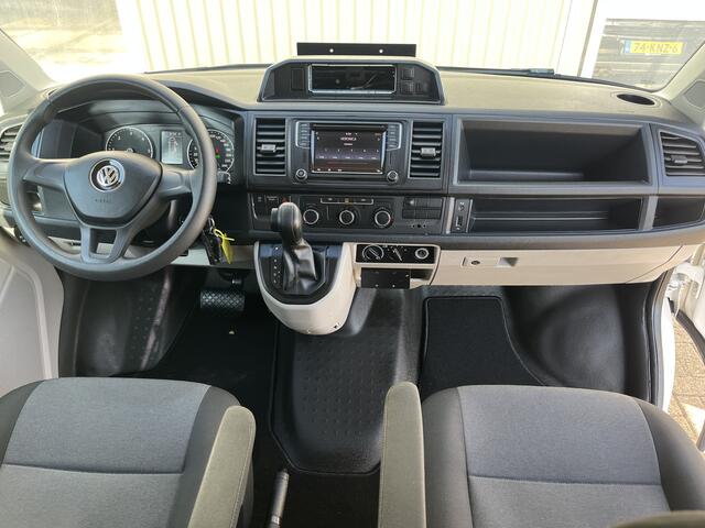 Volkswagen TRANSPORTER Kombi 2.0 TDI L1H1 BTW EN BPM VRIJ!! Airco Trekhaak 2500 kg trekgewicht Telefoonverbinding Groeps vervoer Taxi Combi Tourer Passenger