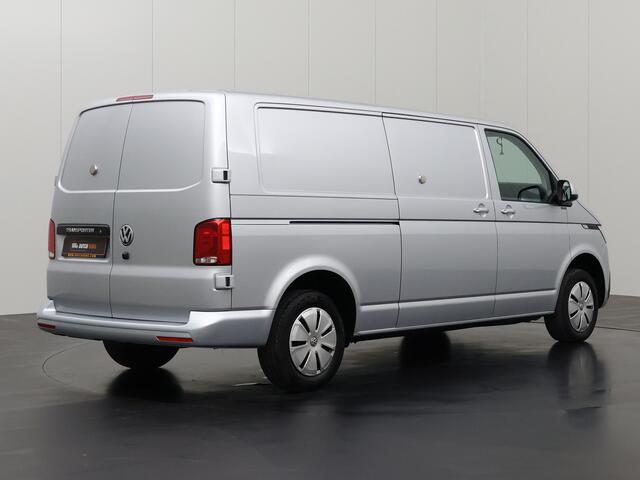 Volkswagen TRANSPORTER 2.0TDi 150PK DSG Automaat Lang Business Highline | Navigatie | Camera | Airco | Cruise | 3-Zits