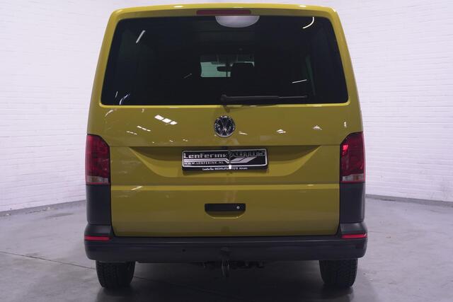 Volkswagen TRANSPORTER 2.0 TDI 110 pk L2H1 Airco, Apple Carplay, Camera, Cruise Control, Laadruimte Pakket, PDC V+A, 3-Zits