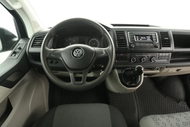 Volkswagen TRANSPORTER 2.0 TDI L2H1 140PK | Airco | 3 Zits | Trekhaak | Elektrpakket
