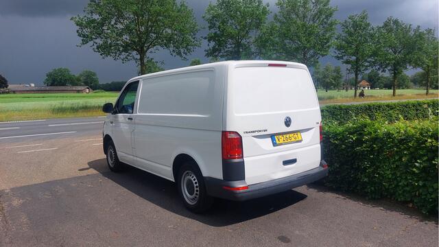 Volkswagen TRANSPORTER 2.0 TDI L1H1 Economy AIRCO BJ 2017