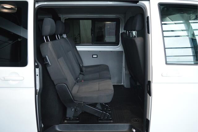 Volkswagen TRANSPORTER 2.0 TDI L2H1 DC Highline navi trekhaak 18 inch 150 pk !!