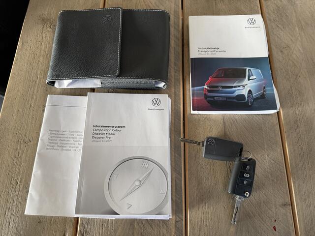 Volkswagen TRANSPORTER 2.0 TDI L2H1 150 PK / laadruimte inrichting