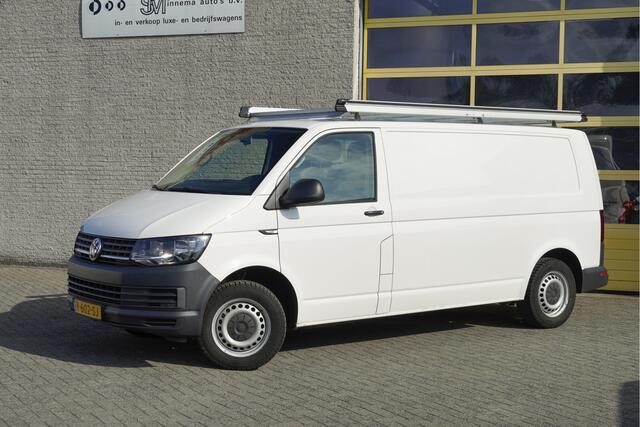 Volkswagen TRANSPORTER 2.0 TDI L2H1 Comfortline BJ2018 Pdc | Navi | Trekhaak | App-Connect | Airco | Cruise control | Getint glas | Imperiaal | Tussenschot+Raam | Achterklep+Raam | Zijdeur